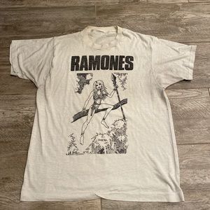 80s Vintage RAMONS Band tee